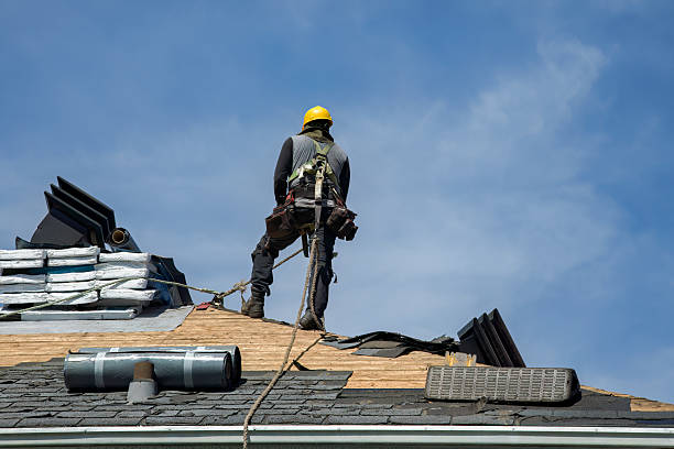 Professional Roofing technician working in Plantsville, CT
